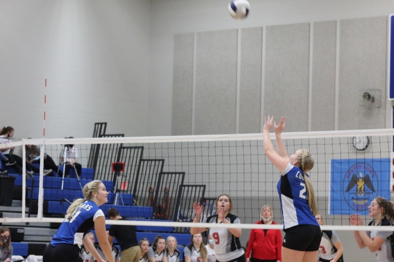 Niobrara Public Schools Winside game