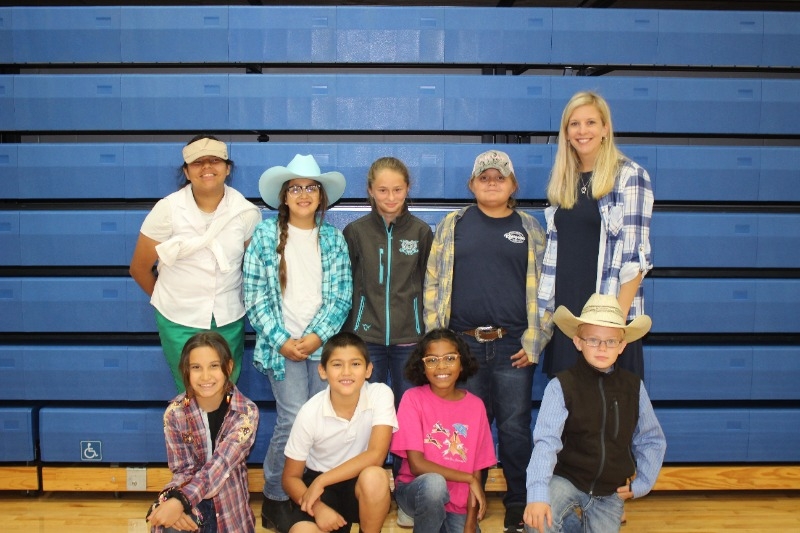 Niobrara Public Schools 2022 Day 1 Country vs. Country Club